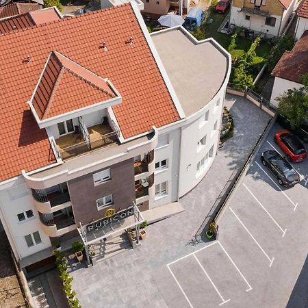 Rubicon Garni Hotel Kragujevac Exterior photo