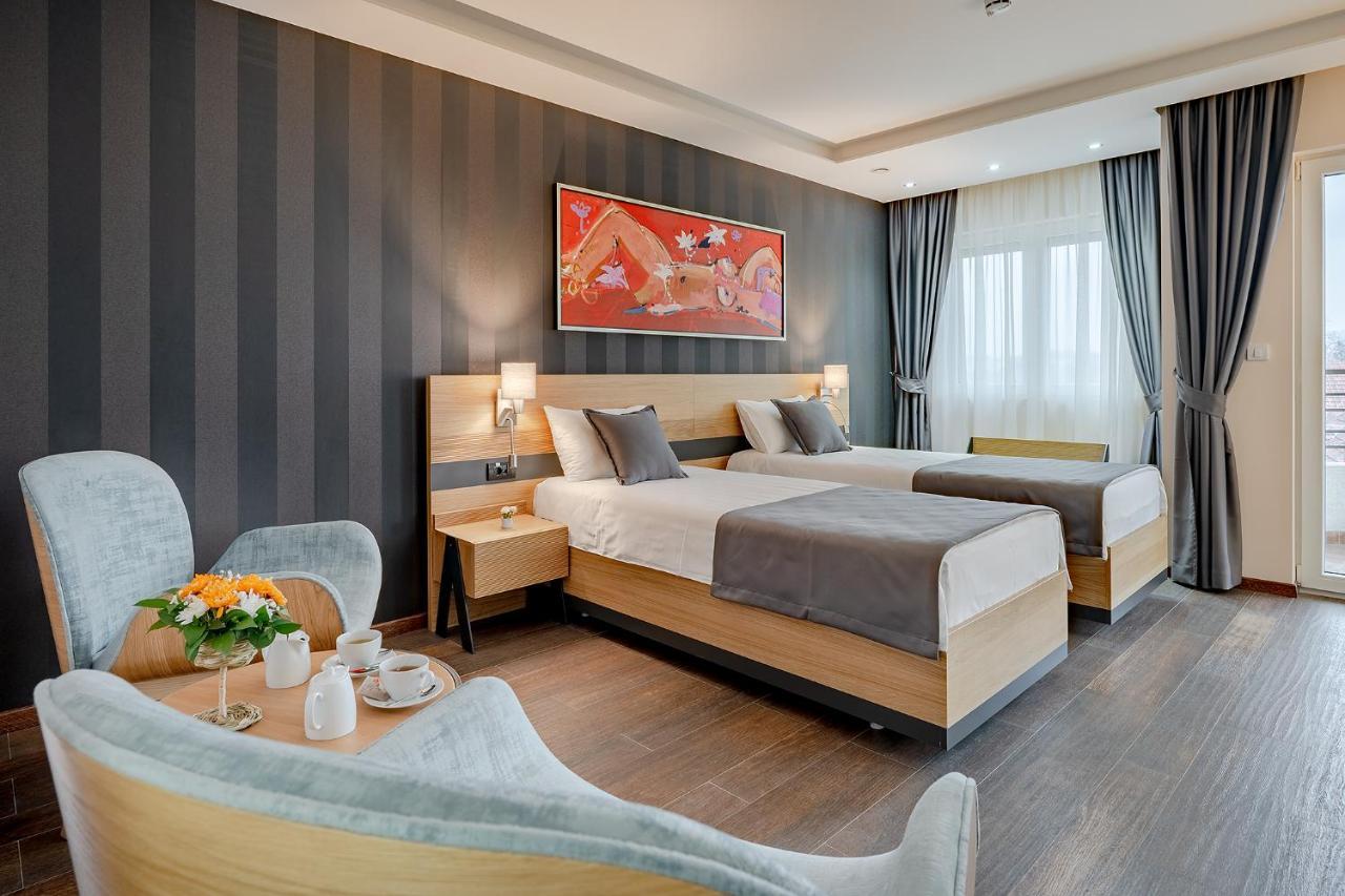 Rubicon Garni Hotel Kragujevac Exterior photo